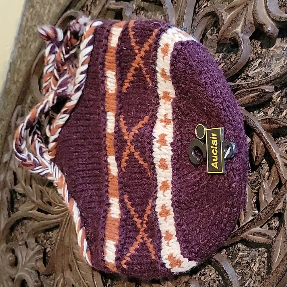 Ladies lambs wool and Acrylic winter hat